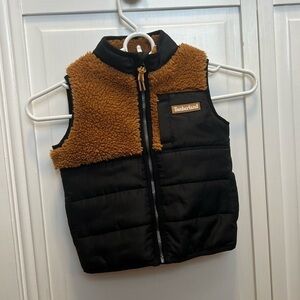 Timberland Kids Unisex Outdoor Puffer Vest Size 18M Color' Black And Brown